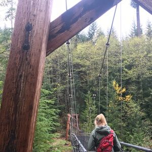 Meet your Posher, Claire